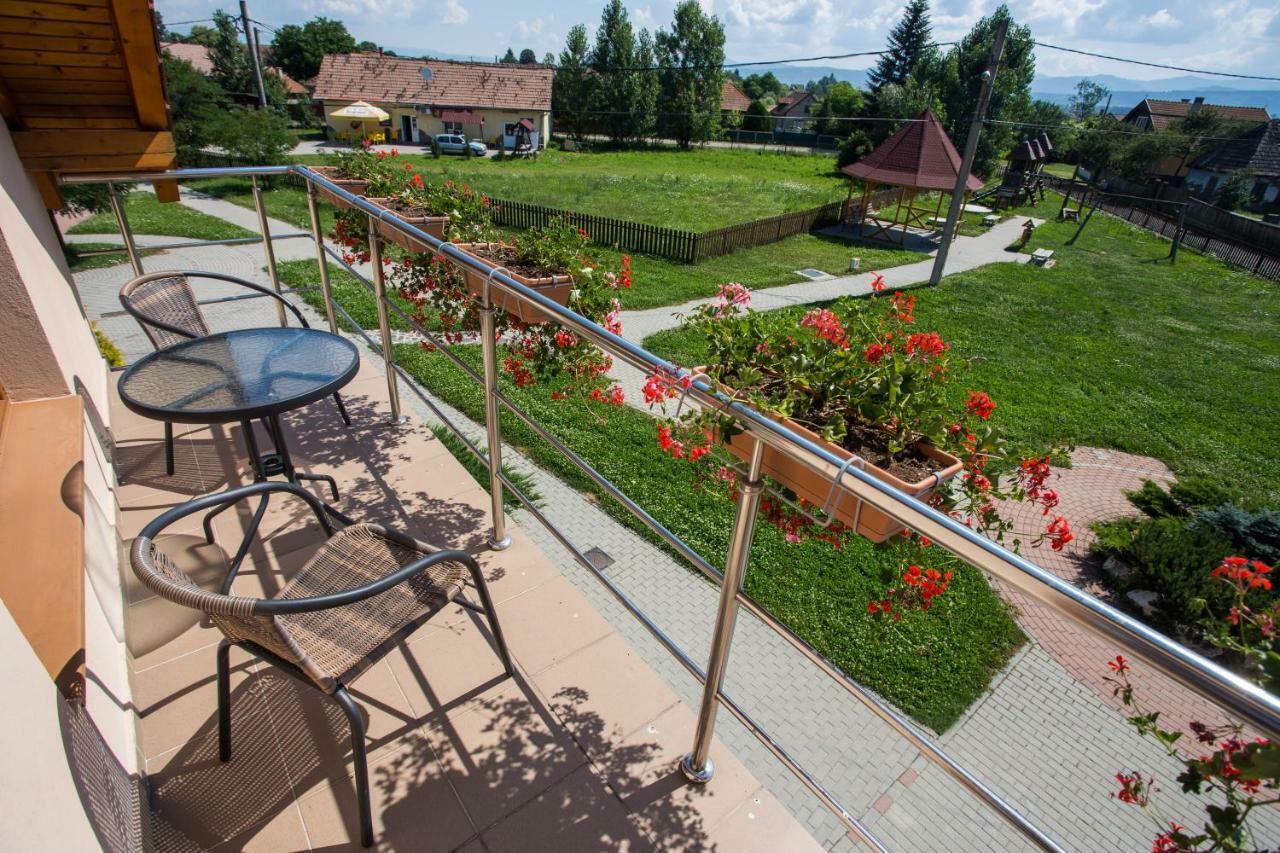 Camere De Inchiriat Hatolyka Kültér fotó